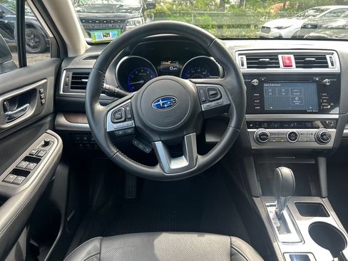 Used 2016 Subaru Outback 2.5i Limited AWD/4WD image 14