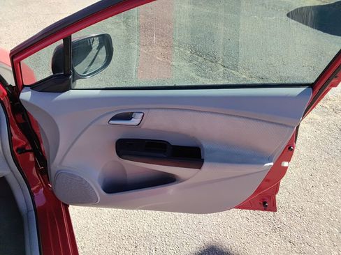 Used 2012 Honda Insight image 14