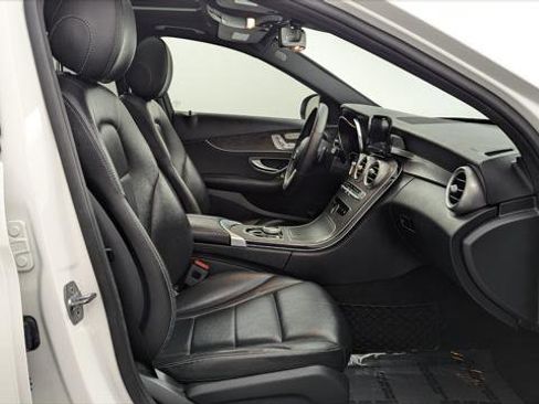 Used 2019 Mercedes-Benz C 300 4MATIC Sedan image 22