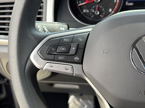 Used 2021 Volkswagen Atlas Cross Sport S FWD image 33