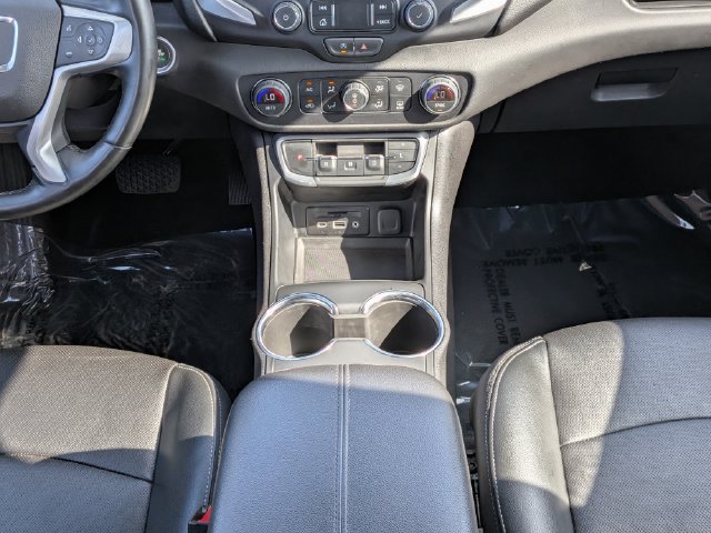 Used 2024 GMC Terrain SLT AWD/4WD image 19