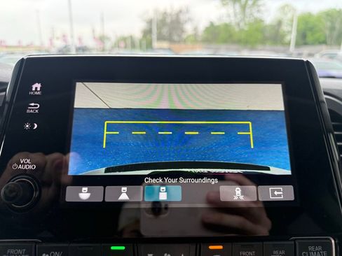 Used 2023 Honda Odyssey Elite image 30