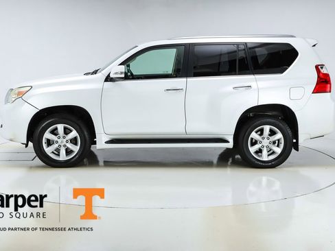Used 2011 Lexus GX 460 image 42