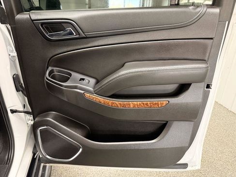 Used 2019 Chevrolet Suburban Premier AWD/4WD image 44