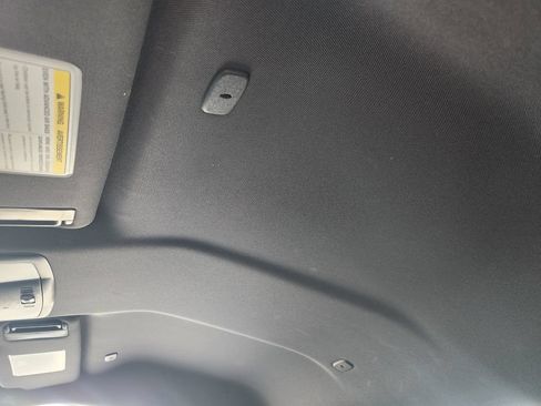 Used 2016 Nissan 370Z Touring RWD image 28
