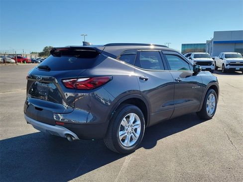 Used 2021 Chevrolet Blazer LT image 6