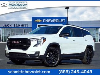 Used 2024 GMC Terrain SLE w/ Driver Convenience Package video 1