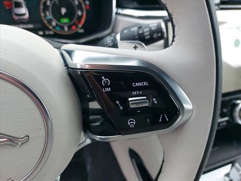 New 2026 Jaguar F-PACE R-Dynamic S image 16