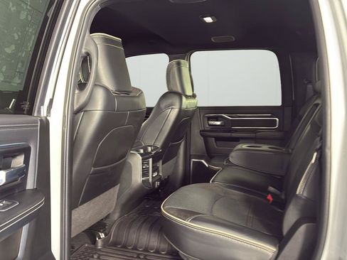 Used 2022 RAM 2500 Laramie AWD/4WD image 16