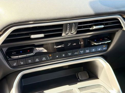 New 2026 MAZDA CX-90 Plug-In Hybrid w/ Premium Plus AWD/4WD image 37