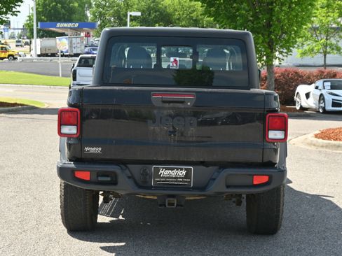 Used 2021 Jeep Gladiator Sport image 14