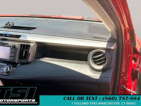 Used 2015 Toyota RAV4 XLE AWD/4WD image 16