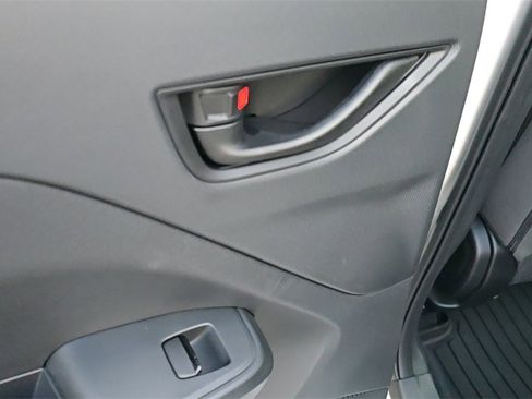 Certified 2025 Subaru Impreza 2.0i image 13