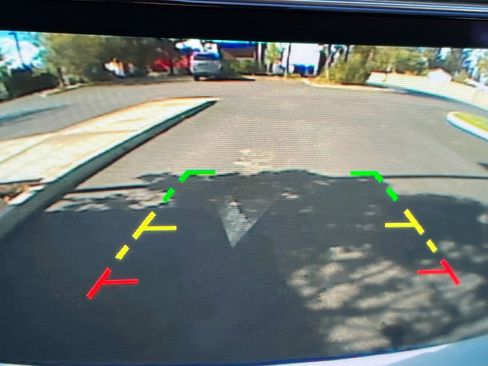 Used 2023 Nissan Sentra SV image 18