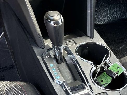 Used 2016 Chevrolet Equinox LT w/ Convenience Package image 22