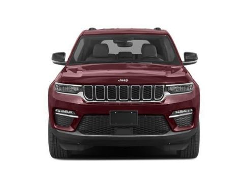Used 2023 Jeep Grand Cherokee Limited w/ Black Appearance Package AWD/4WD image 4
