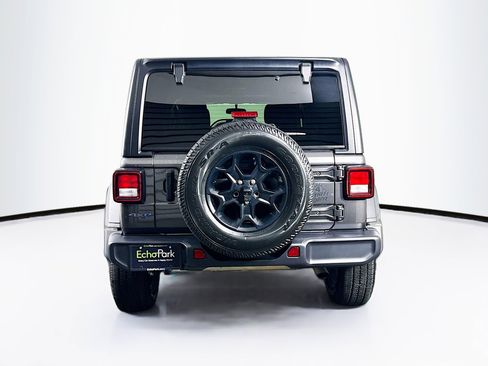 Used 2023 Jeep Wrangler Unlimited AWD/4WD image 7