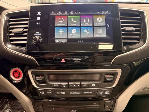 Used 2021 Honda Pilot Touring image 36