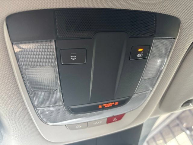 Used 2022 Kia Sorento S FWD image 14