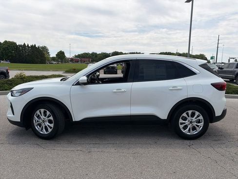 Used 2023 Ford Escape Active w/ Tech Pack #2 FWD image 4