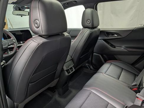 New 2027 Chevrolet Equinox RS w/ Convenience Package III AWD/4WD image 16