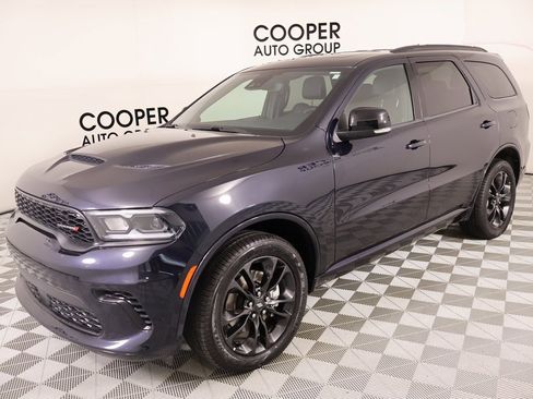 Used 2024 Dodge Durango GT image 11