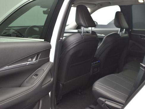 Certified 2026 INFINITI QX60 Pure w/ Cargo Package image 14