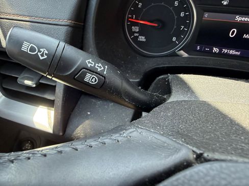 Used 2020 GMC Terrain SLT w/ Preferred Package FWD image 9