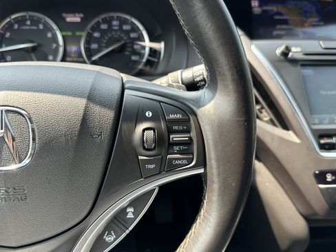 Used 2020 Acura MDX w/ Technology Package FWD image 23