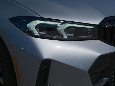 Used 2023 BMW 330i xDrive Sedan w/ M Sport Package image 6