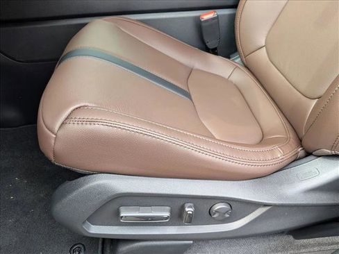 New 2026 Honda Pilot Touring image 4