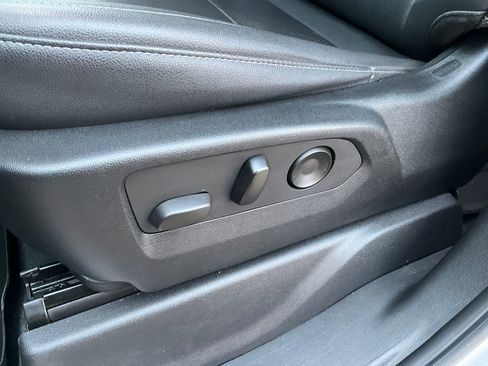 Used 2022 GMC Sierra 1500 SLT w/ SLT Premium Plus Package image 17