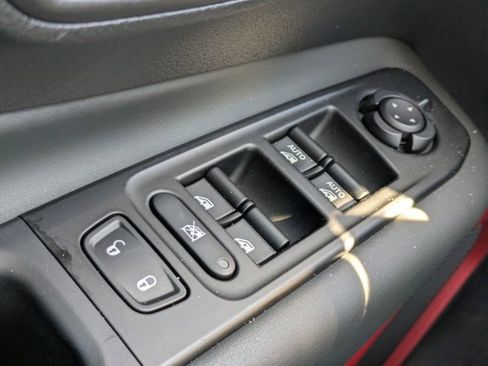 Used 2020 Jeep Renegade Trailhawk image 20