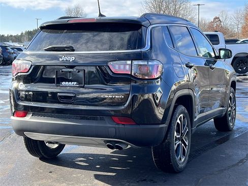 Certified 2022 Jeep Compass Limited image 10