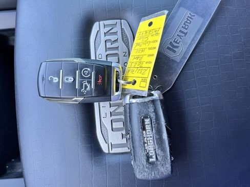 Used 2023 RAM 1500 Limited image 11