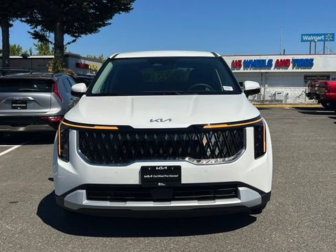 Used 2026 Kia Carnival LXS FWD image 6