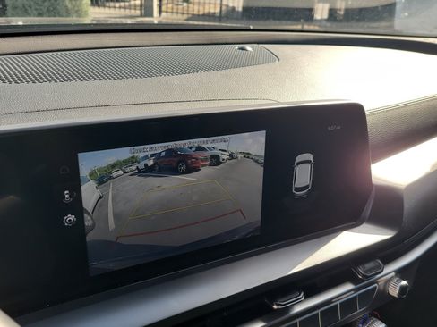 Used 2023 Kia Telluride LX FWD image 23