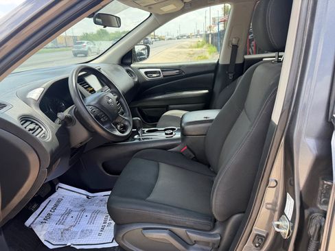 Used 2019 Nissan Pathfinder S AWD/4WD image 10
