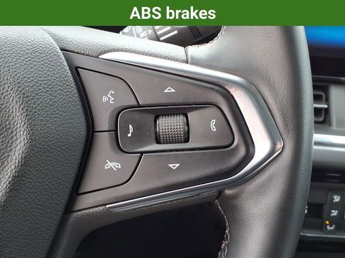 Certified 2024 Chevrolet Trax ACTIV FWD image 34