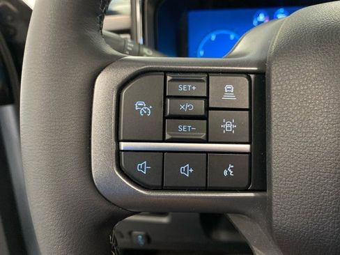 New 2026 Ford F250 Lariat w/ Black Appearance Package image 22