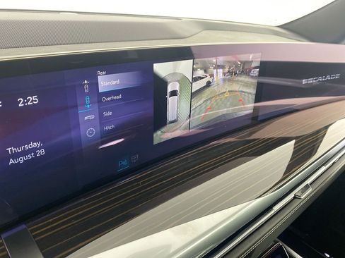 New 2025 Cadillac Escalade Premium Luxury w/ LPO, Radiant Package image 15