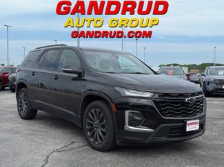 Used 2023 Chevrolet Traverse RS w/ LPO, Floor Liner Package AWD/4WD video 1
