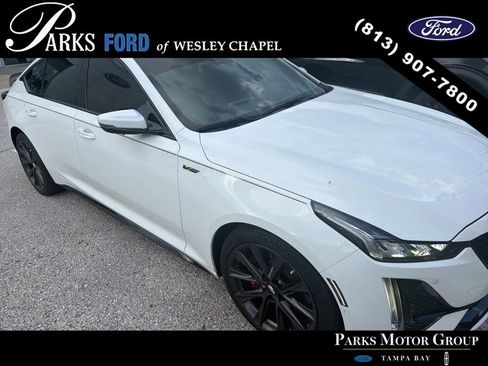 Used 2023 Cadillac CT5 V w/ Premium Package RWD image 3