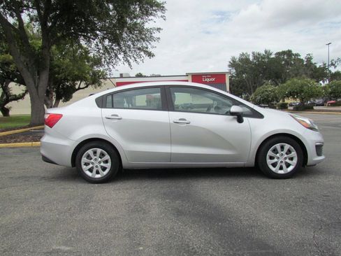 Used 2016 Kia Rio LX FWD image 9