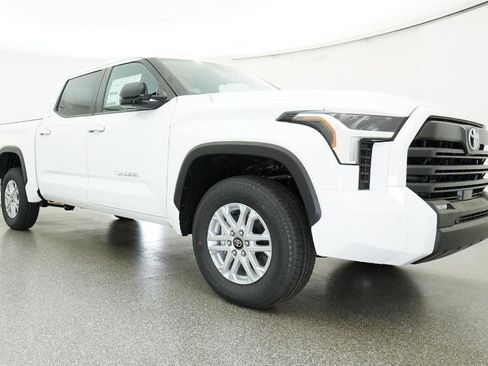 New 2026 Toyota Tundra SR5 AWD/4WD image 21