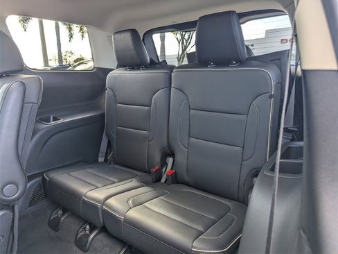 Used 2023 GMC Acadia Denali w/ Trailering Package image 18