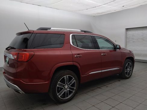 Used 2019 GMC Acadia Denali w/ Technology Package FWD image 10