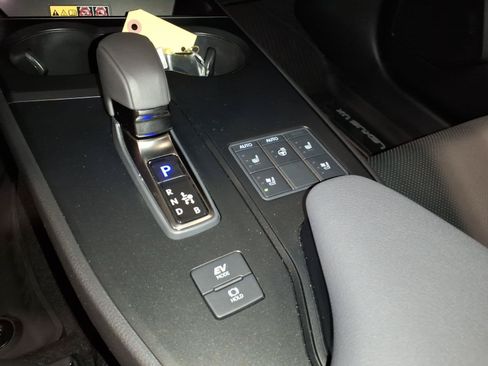 New 2026 Lexus UX 300h AWD image 9