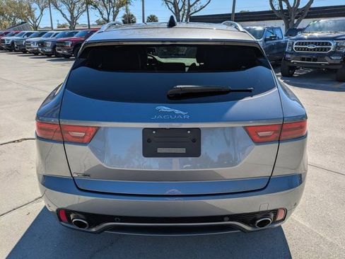 Used 2024 Jaguar E-PACE R-Dynamic SE image 9