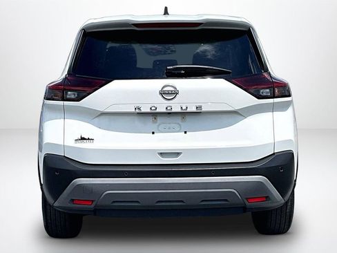 Used 2022 Nissan Rogue S FWD image 7